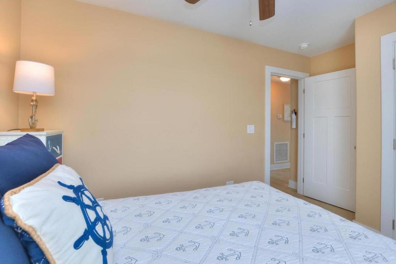 Fishizzle Villa Oak Island Exterior photo