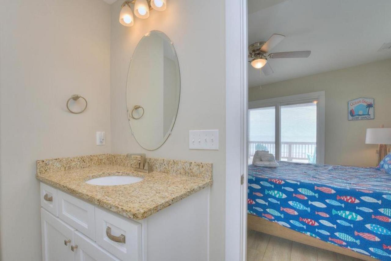 Fishizzle Villa Oak Island Exterior photo