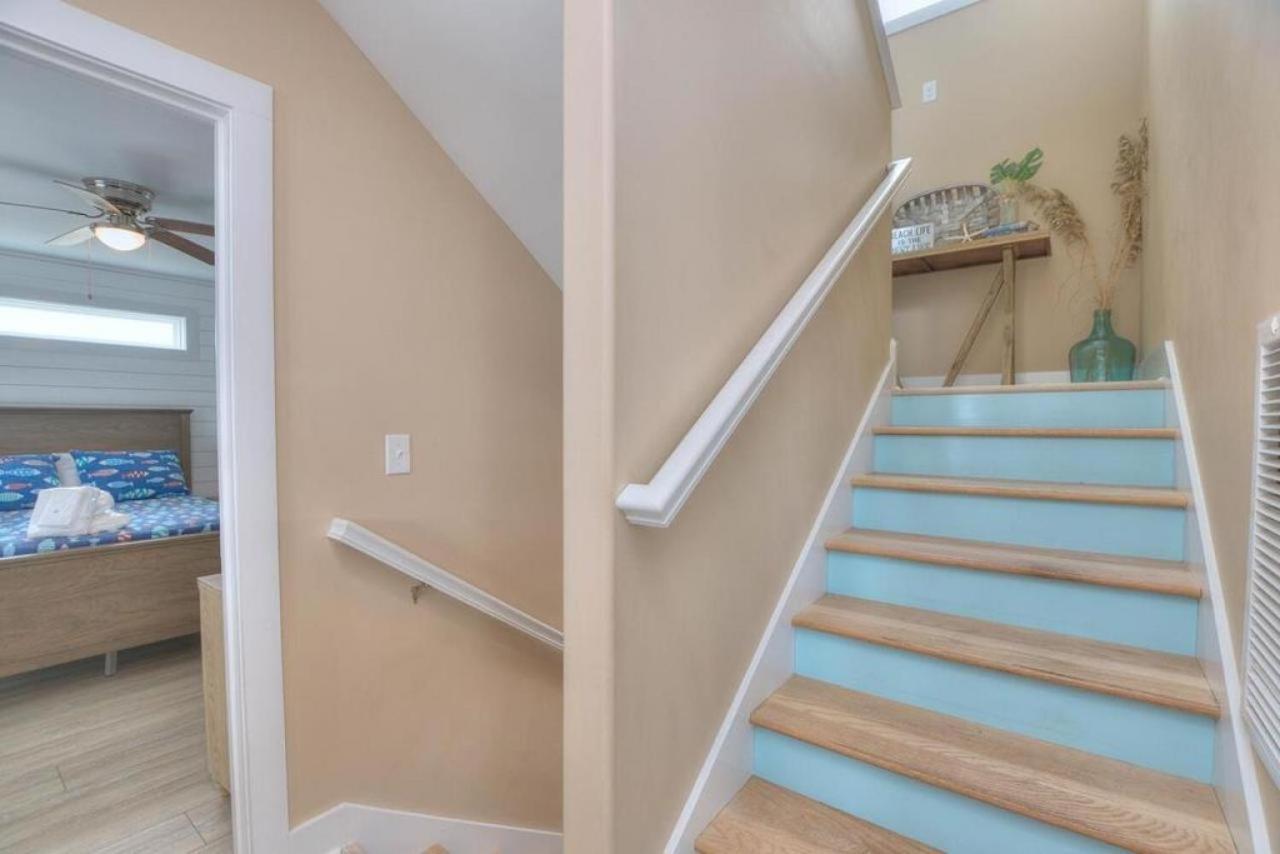 Fishizzle Villa Oak Island Exterior photo