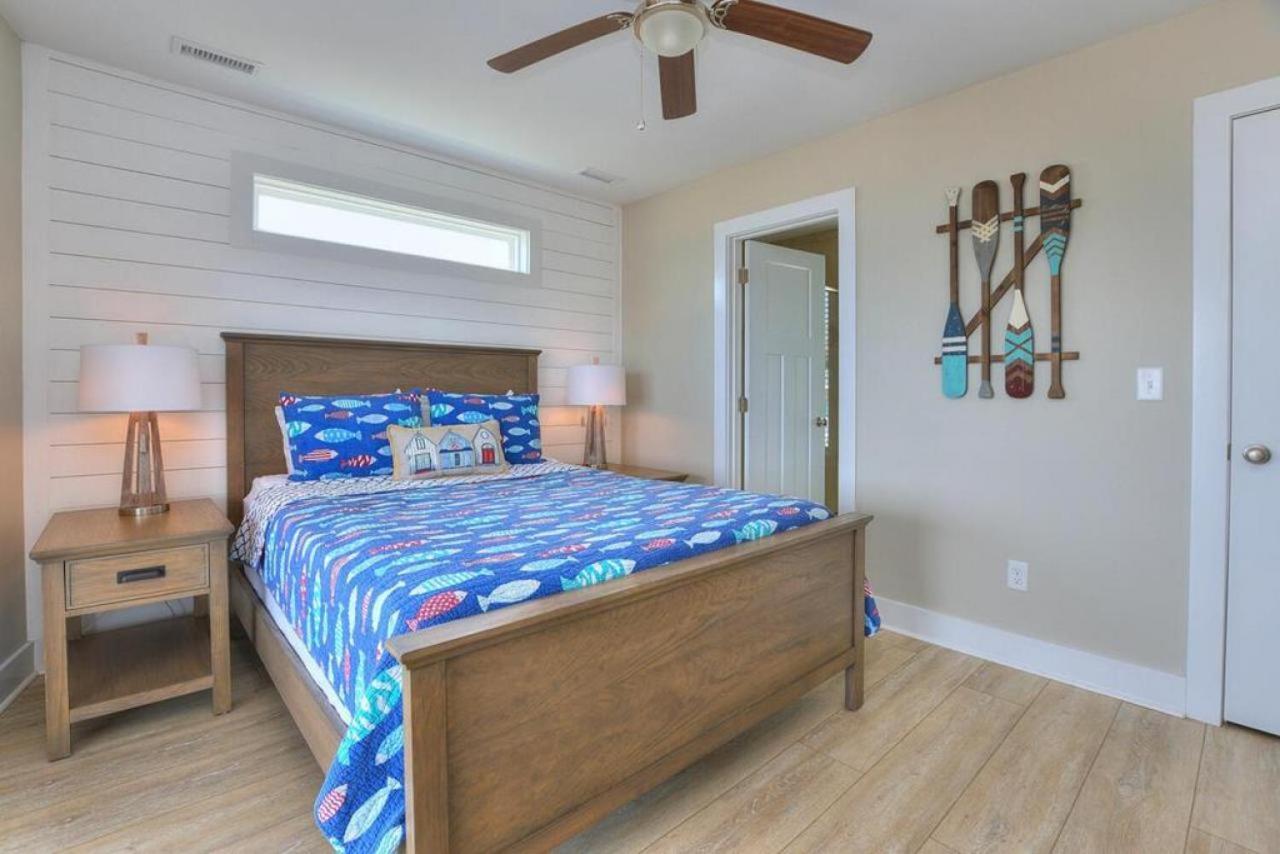 Fishizzle Villa Oak Island Exterior photo